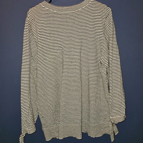 LOFT Plus, Black & White Stripe Sweater, Sz 20/22 - Picture 3 of 5